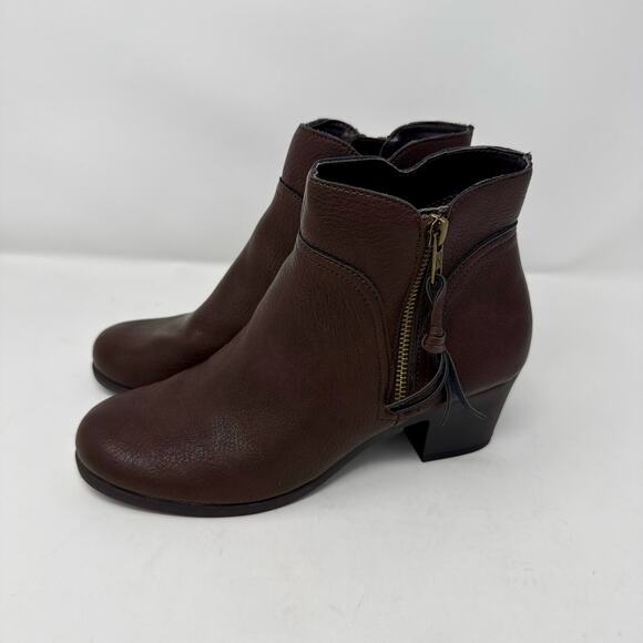 Aerosoles Acrobatic Ankle Boots Brown Block Heel Zip Booties Comfortable 8.5 - Picture 3 of 8